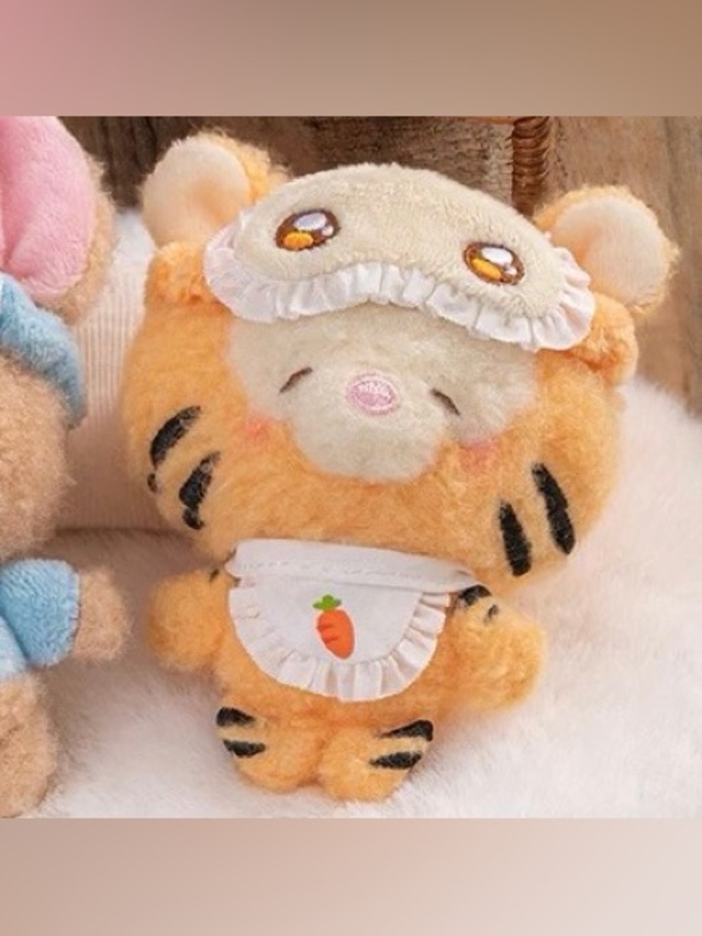 Disney x TopToy Squinting Sleepwhere Squishy Plush Confirmed Tigger